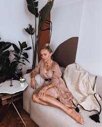 Anna skura znana również jako what anna wears to blogerka, podróżniczka, uczestniczka programu agent gwiazdy, w którym podbiła serca widzów. Snabbast Anna Skura