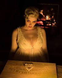 Stafania ferrario was born in canberra, australia to an italian mother and english father. Stefania Ferrario On Twitter With Halloween Almost Upon Us It S Time To Start Contacting The Dead Hello Zozo