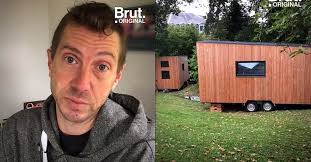 Avant de leur filer un logement, on pratique une jamborée. Video Autrefois Sdf Alexandre A Retrouve Un Logement Et Un Emploi Grace A Une Tiny House Positivr