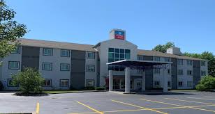 While it is located near some less attractive hotel offerings; Surestay Plus Hotel By Best Western Niagara Falls East Niagara Falls Updated 2021 Prices