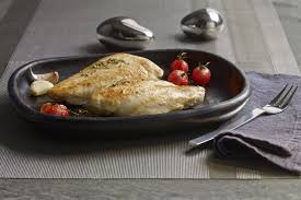 Les Filets De Poulet Jaune Carrefour Origine France Sont Elabores A Partir De Poulets Nourris Avec Des Aliments Garantis Alimentation Filet Poulet Poulet Jaune