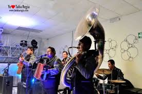 08 me despertó la realidad. Serenata Con Banda Monterrey 15 Jpg Serenatasconbandamonterrey