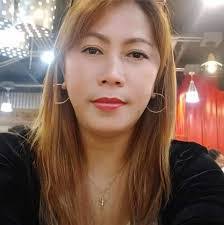 Connie Llamas's Instagram, Twitter & Facebook