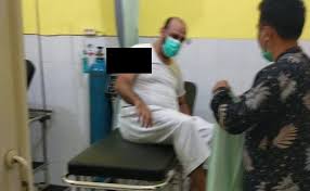 Sebelumnya, syekh ali jaber pernah berpesan jika nanti dia meninggal dunia di indonesia, dia ingin dimakamkan di lombok, nusa tenggara barat. Syekh Ali Jaber Ditusuk Orang Tak Dikenal Saat Ceramah Di Bandar Lampung