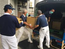 People who are only functionally involved in tzu chi 慈濟的人. Xj65cg Zocgxtm