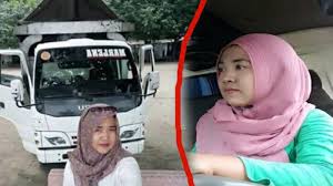 Berapa gaji sopir truk cabe : Nur Fatmawati Janda Cantik Jadi Sopir Truk Cabe Untuk Nafkahi Anak Anaknya Kisahnya Viral Tribun Pekanbaru