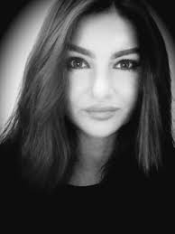 CLEANING: private houses,( around all year) offices,.tourist villas. I have  reliable references , experience . . I speak fluently : english , french ,  italian and spanish Thanks in advance. Have a nice week.