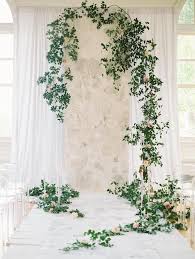 Si la boda es de noche puede usar velas para dar un ambiente más romántico. Arco Para Bodas Con Flores Naturales Decoracion De Fiestas Cumpleanos Bodas Baby Shower Bautizo Despedidas