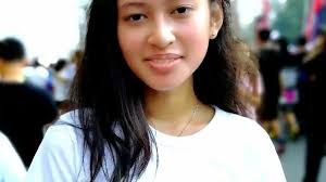 Mengenal Sosok Adinda Saraswati Akbar yang Berikirim Surat untuk Perdana  Menteri Malaysia