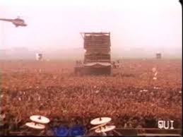 Red white and blue ! Metallica Enter Sandman Live In Moscow 91 Youtube