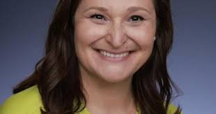 Marianne Estes's Instagram, Twitter & Facebook