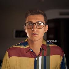 Tom Holland Oh My God It S Robert Downey Jr Pin By Shrieks Oh My God Its Robert On Tom Holland Tom Holland Spiderman Tom Holland Tom Holland Peter Parker