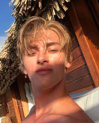 9 026 Likes 61 Comments Dominik Sadoch Dominiksadoch On Instagram Freaking Bliss Blonde Hair Brown Eyes Blonde Hair Men Brown Eyes Blonde Hair