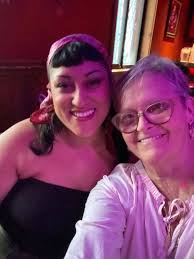 Louise Ferguson (@llmcat) • Threads, Say more