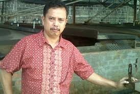 Ipw ungkap ada gagasan istana soal pergantian sepaket kapolri dan wakapolri. Ketua Presidium Ipw Neta S Pane Meninggal Karena Covid