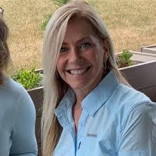 Sandi Lafferty's Instagram, Twitter & Facebook