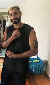 A nuanced, naturalistic performance from riz ahmed, combined with a sophisticated sound design, helps the recovery drama sound of metal overcome its narrative weaknesses. Riz Ahmed On The Set Of Sound Of Metal In Boston Valentines Diy Actors Best Actor