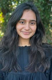 Gabriela Daza's Instagram, Twitter & Facebook