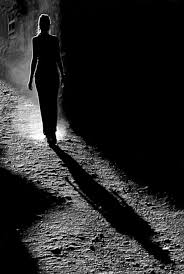 Black And White Photography People Full Body Pin By Debbie Amato On Black White Photography Shadow Silhouette Black And White Pictures Black White Photos