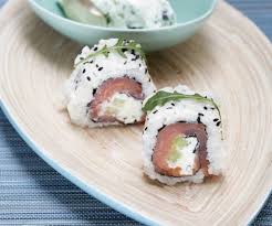 California Roll Saumon Fromage Frais Tanoshi Saumon Fromage Frais Oeufs De Saumon