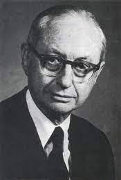 Daphne Denney's Instagram, Twitter & Facebook