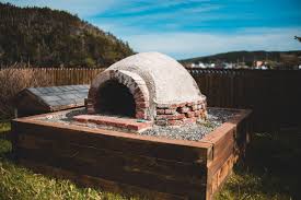 If you've ever dreamed about backing homemade pizzas in a traditional italian style brick oven, then you have to check out our project. Diy Outdoor Pizza Oven How To Build More Pequod S Pizza