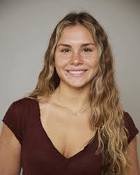 Isabel Marshall's Instagram, Twitter & Facebook