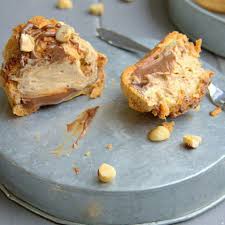 Choux A La Creme Mousseline Pralinee Et Ganache Chocolat Au Lait Et Praline Le Coin Cuisine Choux A La Creme Ganache Chocolat Au Lait Bols En Chocolat