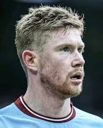 Kevin De Bruyne is the deserved winner of the PFA Player of the Year Award,  writes B/R's Sam Tighe