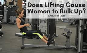 does lifting cause women to bulk up