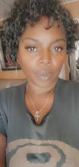 Ursula Willard's Instagram, Twitter & Facebook