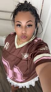 George Ezra, The Killers, Sigrid, The Kooks… Discover what MNM.be host  Sander Gillis recommends for #RW18. Discover his full #MYRW18 list now:  https://goo.gl/wC2pk8