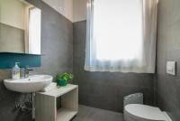 According to the veneto ospitality regulamentation, casa a colori is classify as a social vacation house and it is ideal for any kind of travelers: Casa A Colori Padova Padua Aktualisierte Preise Fur 2021