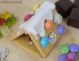 Auch zum basteln mit kindern geeigent. Basteln Mit Kindern Butterkeks Haus Selber Machen