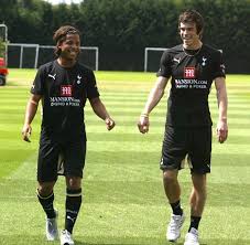 Gezinti kısmına atla arama kısmına atla. Giovani Is All Smiles After Getting Off The Mark For New Club Spurs Daily Mail Online