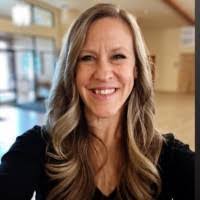 Stacy Bowles's Instagram, Twitter & Facebook