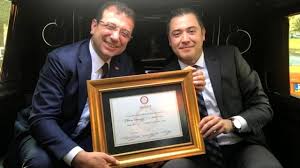 Akp'nin adeta gönüllü avukatlığını yapan star gazetesi yazarı mehmet metiner, habertürk tv'deki teketek programında fatih. Murat Ongun Nereli Neci Yasi Bilgi Kahini