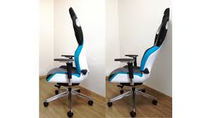 Jeder recaro stuhl ist professionell gestaltet, damit sie entspannt bleiben. Gaming Stuhl Fur Fast 1 000 Euro Recaro Exo Platinum Im Test
