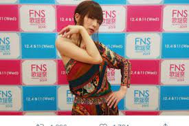 FNS歌謡祭』椎名林檎の衣装に熱視線 「どうなってるの」「お尻が…」 | ニコニコニュース