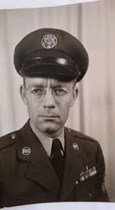 Executive Officer Gary Kurtz is retiring from government service after 40  years of service with #NAVAIR and #NAWCAD. In a change of ceremony, PEO(A)  welcomed in new program executive officer Brig. Gen.