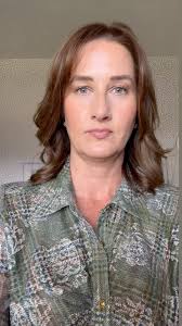 I had someone say to me “Maybe one day I can afford to hire you”,  #ashlandky #huntingtonwv #charlestonwv #womenover50 #womenover40  #wardrobestyling #wardrobegoals #womenover30 #professionalwoman ...