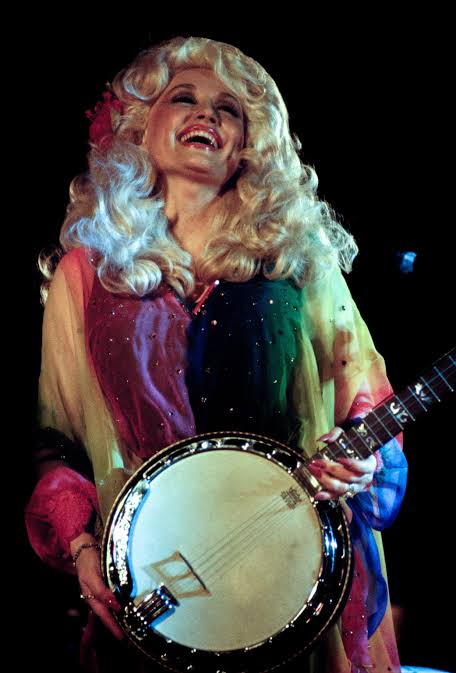 National Geographic's Vintage Photos of a Young Dolly Parton | National Geographic