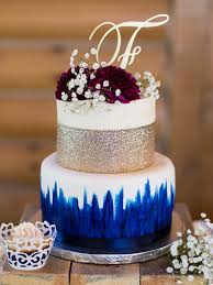 Here are great examples a textural white wedding cake decorated with sugar macrame, natural and fake bright blooms and pale a small squre wedding cake in white decorated with fresh blooms is a timeless idea to rock. 30 Small Wedding Cakes With Big Impact Bridalguide