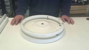 Fabricada en aluminio y vidrio, tiene incorporado sistema touch para el encendido y apagado. Sustituir Tubos Fluorescentes Por Led Youtube