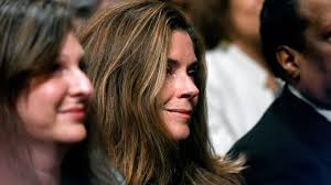 Chief justice asks residents to light porches for coronavirus victims