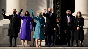Jill biden's dress at president joe biden's inauguration ceremony reflected the united states of america in a surprising way. What Designers Joe Biden Kamala Harris Wearing For Inauguration King5 Com