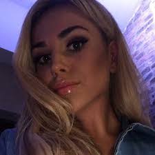 Bethany Ramsay's Instagram, Twitter & Facebook