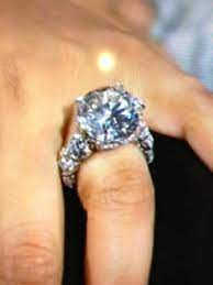 The official facebook page for floyd mayweather. Jaime Dillon Ridge On Twitter I Want A Diamond Like Floyd Mayweather Fiance S Engagement Ring Http T Co Zjpeiarr