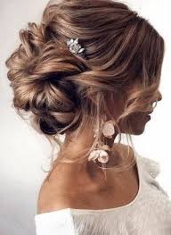 Voici une idée de coiffure pour votre mariage civil bohème à paris dans un esprit coiffé/décoiffée pour les pour aller avec ce thème de mariage civil bohème à paris je souhaitais réaliser une coiffure. Mariage Sayfa 2 Pctr Up