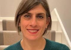 Annette Crossland's Instagram, Twitter & Facebook